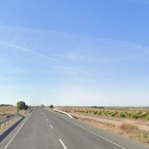 Fallece un conductor de camión en un accidente de tráfico en la N-301