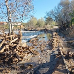 Piden no transitar por la senda ecológica junto al río Tajo por el estado de algunos tramos y posibles crecidas