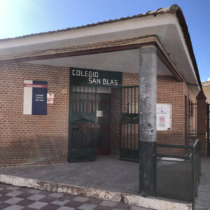 El colegio de Arcicóllar desalojado por el riesgo de desbordamiento de un arroyo retoma las clases con normalidad