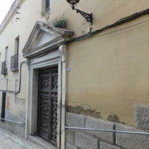 Sumar reprocha "la triquiñuela" de Velázquez para evitar críticas por el proyecto de hotel en San Juan de Dios