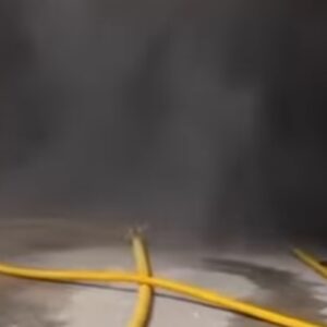 Un herido de 83 años tras el incendio de varios vehículos en un garaje de Talavera