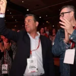 El nuevo secretario general de CCOO en C-LM, Javier Ortega, junto con el secretario general saliente, Paco de la Rosa. CCOO