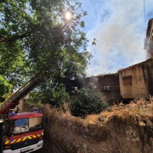 El Ayuntamiento de Toledo ordena el derribo completo de la vivienda que se incendió en la calle Zarzuela