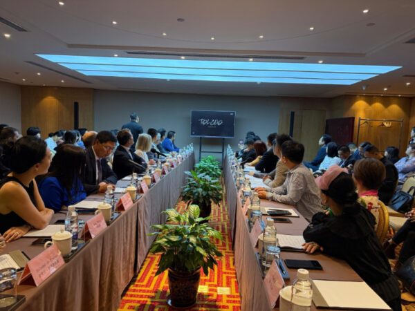 Una reunión empresarial en China del alcalde y el presidente de Fedeto coincide con el anuncio de aranceles a la carne de cerdo