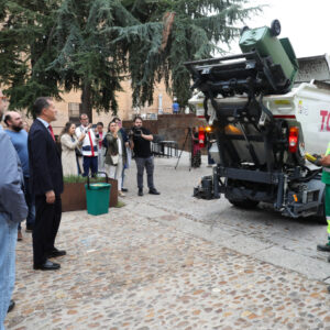 Toledo inicia una campaña de reciclaje de vidrio 'puerta a puerta' en locales de hostelería del Casco