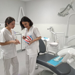 Quirónsalud Toledo ofrece una revisión dental y fluorización pediátrica gratuitas con motivo de la vuelta al cole