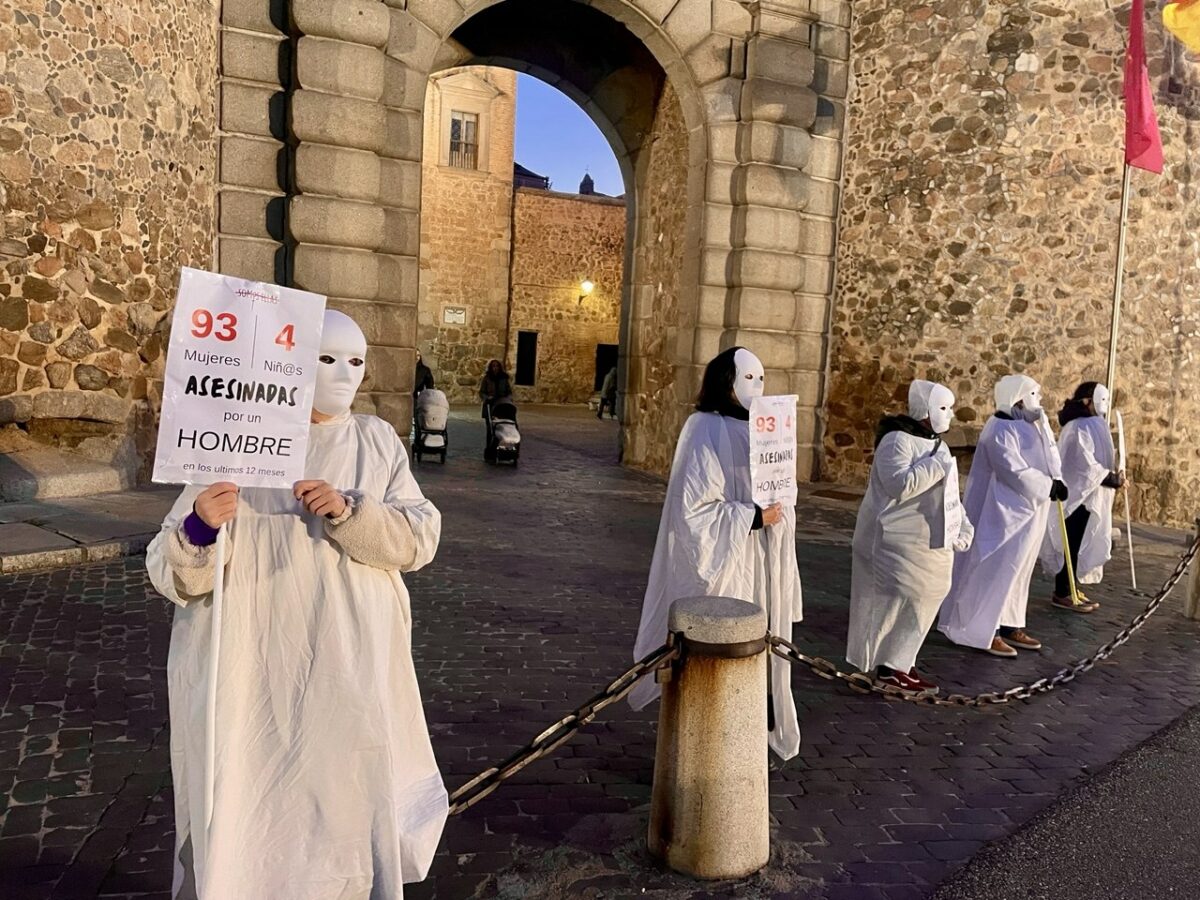 STE denuncia "el enfoque desviado" de un acto del 25N con estudiantes en Toledo: "De lo que menos se habló fue de violencia de género"
