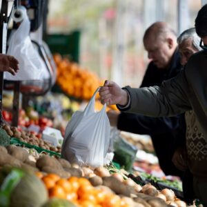 Los precios vuelven a subir un 2,8% en octubre en Castilla-La Mancha, que encadena cinco meses de incremento