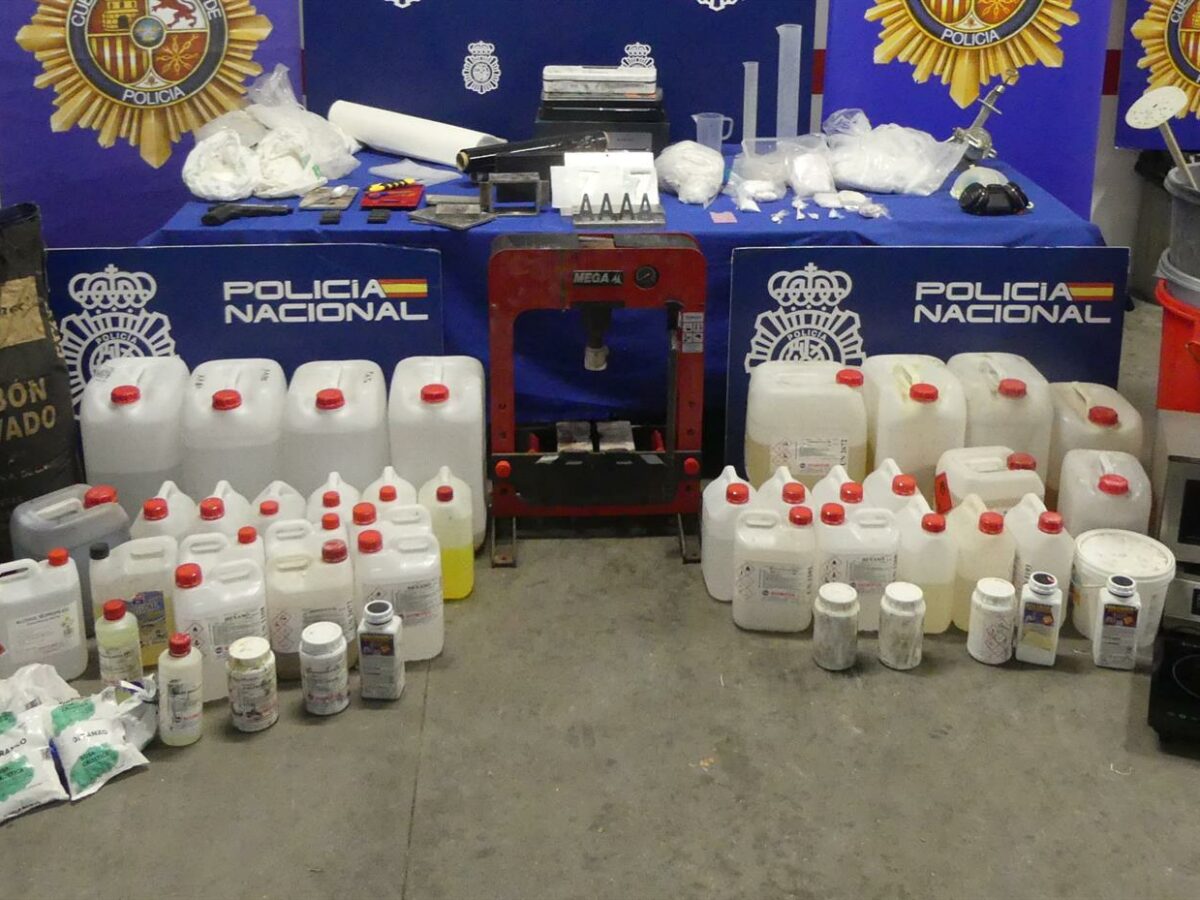 Desmantelan un laboratorio clandestino de cocaína en Talavera tras incautar 415 gramos en roca